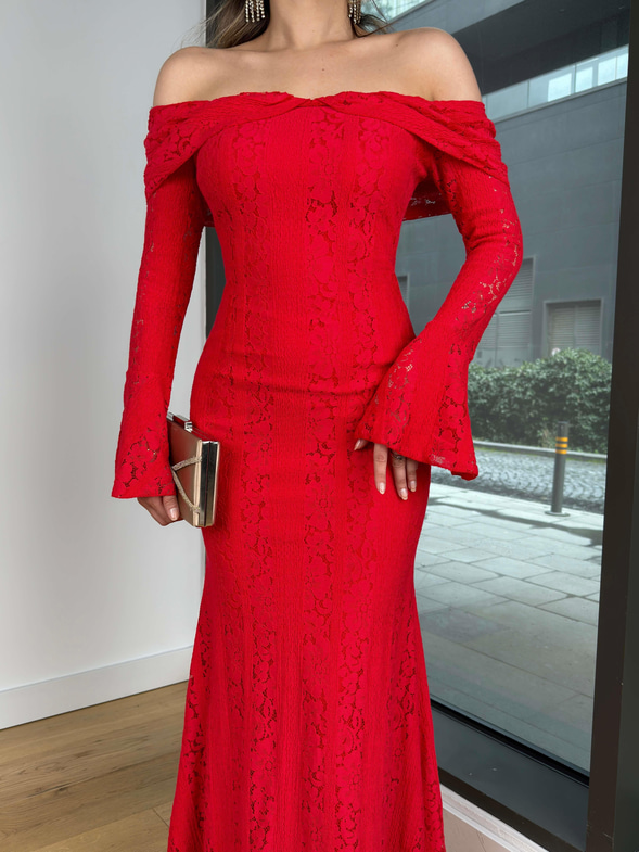 Madonna Yaka Uzun Kol Dantel Enivey Kırmızı Kadın Elbise 25Y071