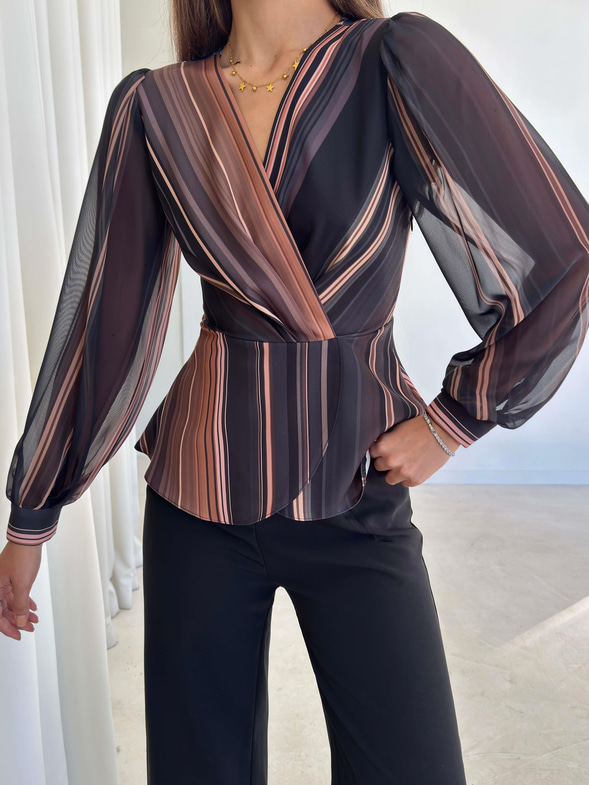 Kruvaze Kesim Kolları Tül Desenli Francis Renkli Kadın Bluz 26K233