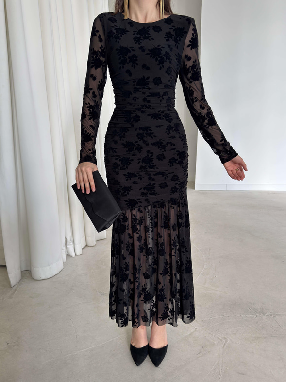 Desenli Tül Drapeli Helnor Siyah Kadın Elbise 26K378