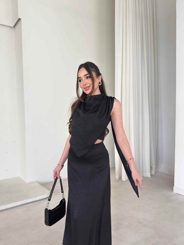 Asimetrik Kesim Drape Detaylı Kendinden Şallı Hevren Siyah Kadın İkili Takım 26Y052