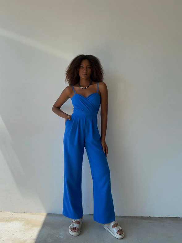 İnce Askılı Kruvaze Yaka Önü Pileli Zama Kadın Saks Tulum 22Y000445