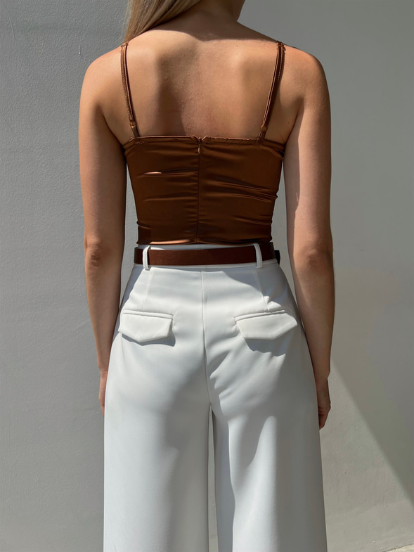 İnce Askılı Saten Göğüs Çevresi Zincir Detaylı Hillard Kadın Kahverengi Bodysuit 22Y000404