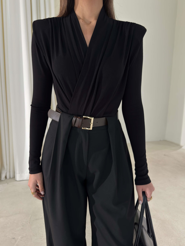 Kruvaze Yaka Vatkalı Drape Detaylı İnlay Siyah Kadın Bodysuit 26K411