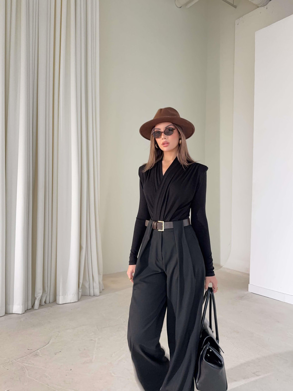 Kruvaze Yaka Vatkalı Drape Detaylı İnlay Siyah Kadın Bodysuit 26K411