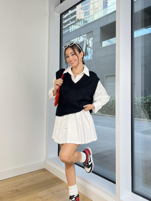 V Yaka Jahleel Siyah Kadın Süveter 25K149