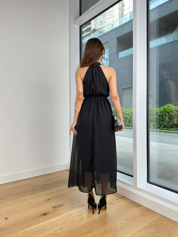 Kolsuz Boyundan Aksesuarlı Beli Kuşaklı Jaroslav Kadın Siyah Elbise 24Y440