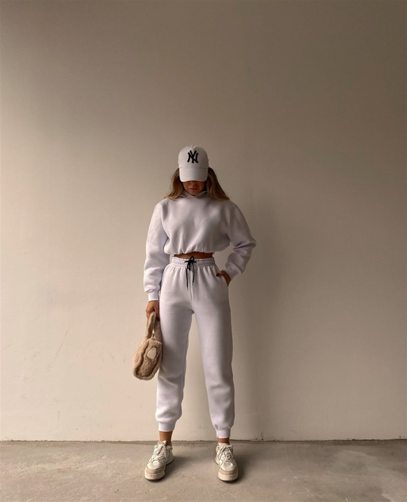Kapüşonlu Crop Sweat Bağcıklı Alt Arella Kadın Beyaz Eşofman Takım 22K000195
