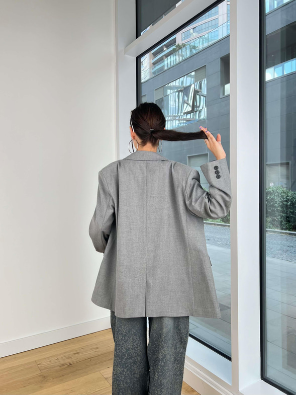 Omuz Vatkalı Önü Düğme Kapamalı Karel Gri Kadın Oversize Blazer Ceket 25K128