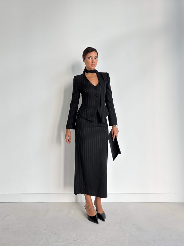 Düğmeli Vatka Detaylı Landi Antrasit Kadın Ceket 26K031