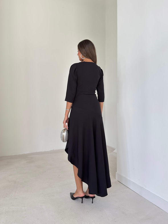 Ön Beden Drapeli Pileli Lemda Siyah Kadın Elbise 26K033