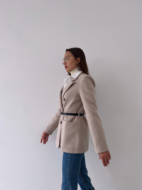 Kruvaze Yaka Yanları Cepli Önden Düğme Kapamalı Luiz Kadın Taş Ceket 23K000273