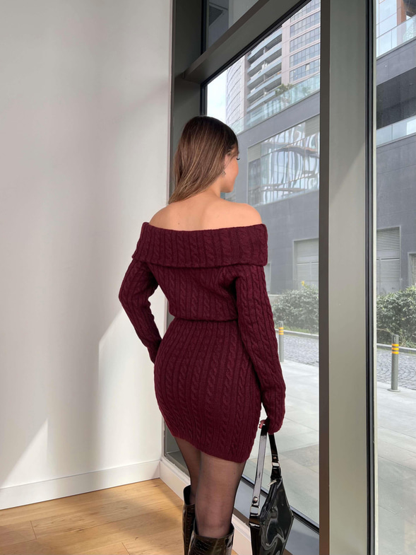 Madonna Yaka Uzun Kol Madrist Bordo Kadın Triko Mini Elbise 25Y053