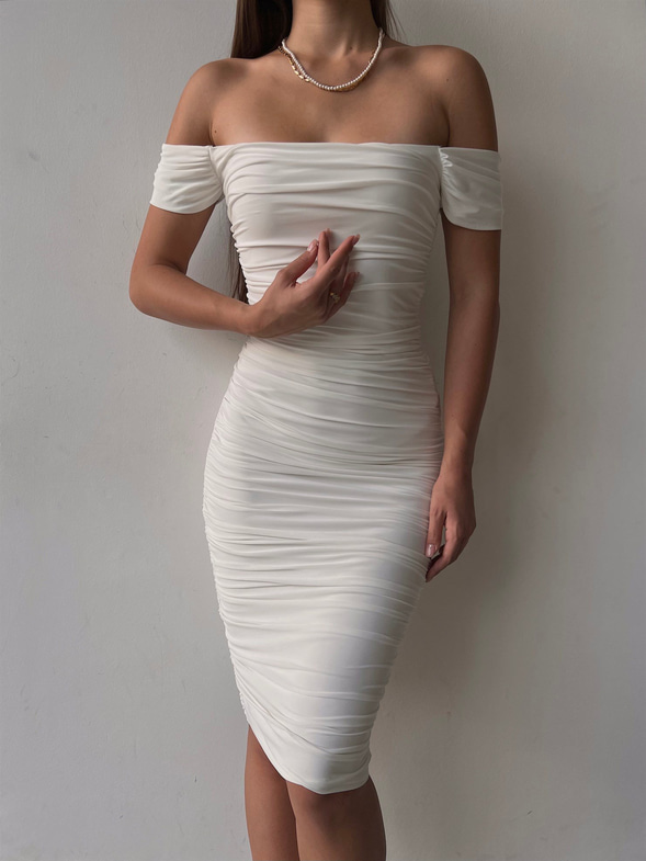 Midi Açık Omuz Büzgülü Trevor Kadın Beyaz Kalem Elbise 22Y000282