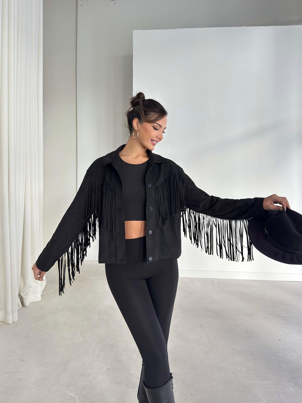 Püsküllü Düğme Kapamalı Nerlan Siyah Kadın Ceket 26K336