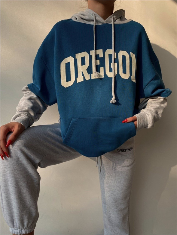 Çift Renkli Oregon Baskılı Kapüşonlu Kadın Mavi Sweat 22K000341