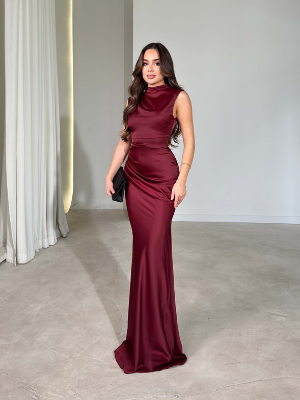 Sırtı Pencere Detaylı Maxi Boy Bordo Ovmi Kadın Abiye Elbise 26Y710