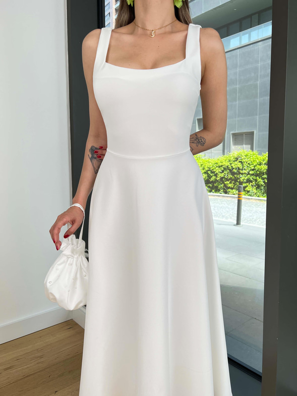 Kalın Kare Yaka Ovner Beyaz Kadın Elbise 25Y358