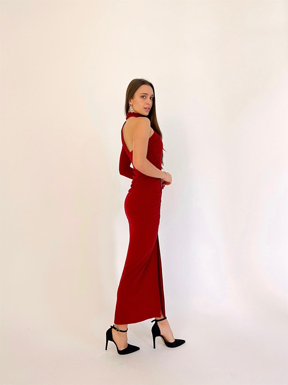 Tek Kollu Derin Yırtmaçlı Rodney Kadın Kırmızı Midi Elbise 23K000415