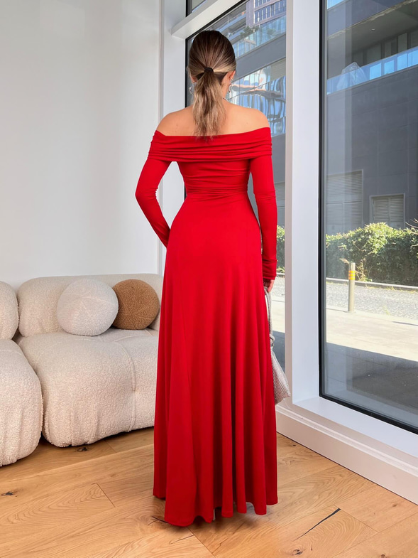 Madonna Yaka Göğüs Kısmı Büzgülü Uzun Kol Sandy Kırmızı Elbise 25K428