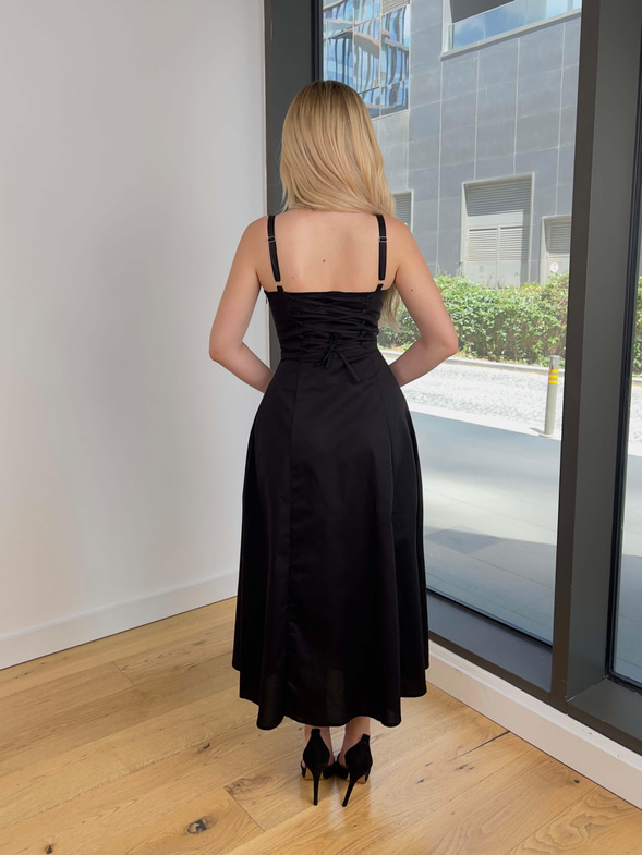 Askılı Göğüs Büzgülü Belden Oturtmalı Sayden Siyah Kadın Elbise 25Y528