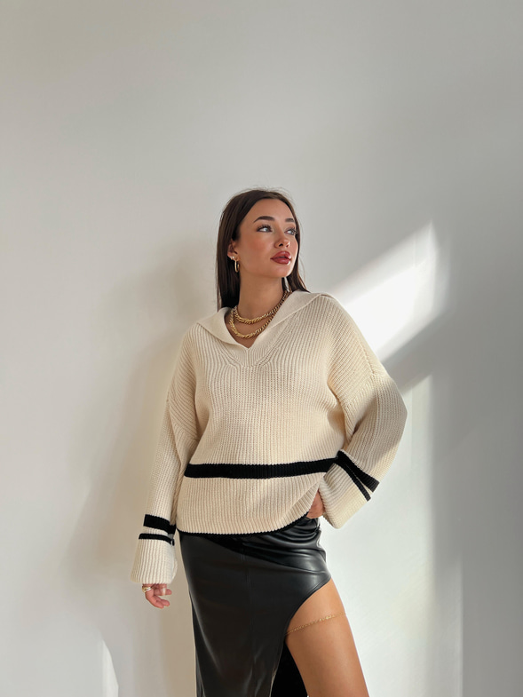 V Yaka Çizgi Detaylı Sevastian Kadın Taş Kazak 24k000017