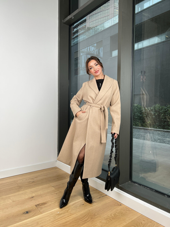 Belden Kuşaklı Yanları Cep Detaylı Stefan Kadın Vizon Kaşe Kaban 23K000118