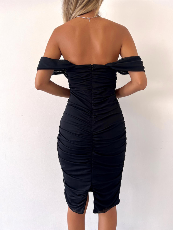 Tül Kumaş Drapeli Arkadan Yırtmaçlı Zella Kadın Siyah Elbise 22Y000365