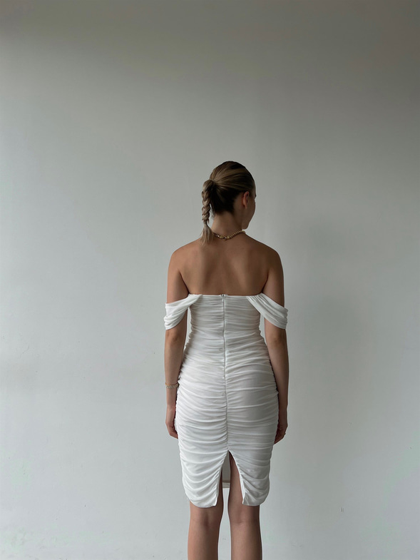 Tül Kumaş Drapeli Arkadan Yırtmaçlı Zella Kadın Beyaz Elbise 22Y000365