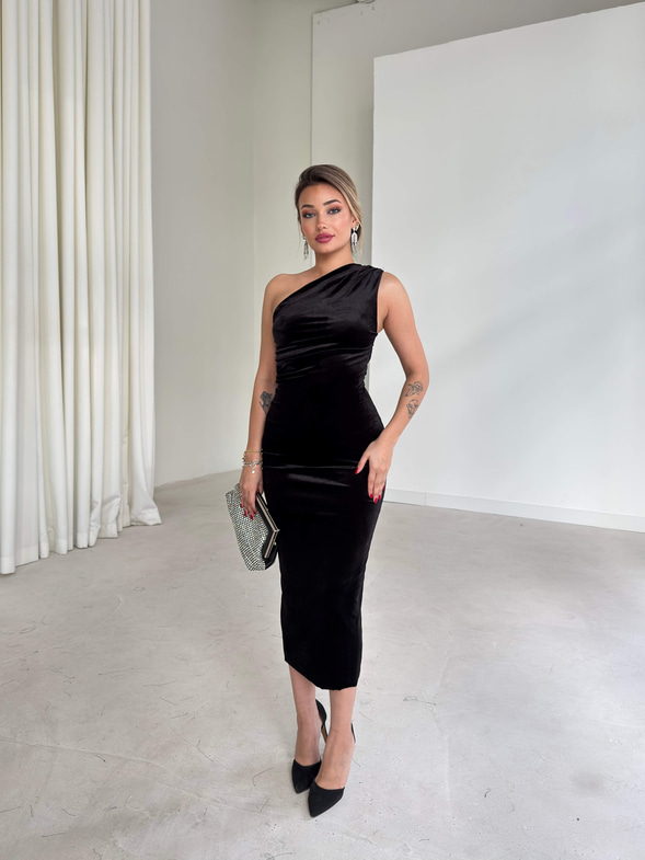 Tek Omuz Drape Detaylı Ulyana Siyah Kadın Kadife Elbise 26K111