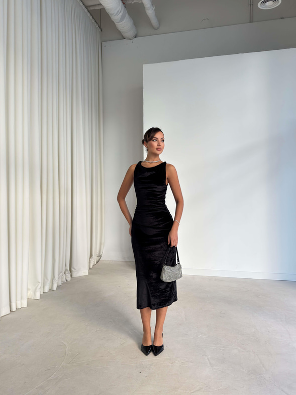 Drape Detaylı Urien Siyah Kadın Kadife Elbise 26K264