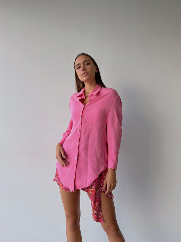 Uzun Kol Geniş Manşet Detaylı Ceria Kadın Pembe Boyfriend Gömlek 22Y000509
