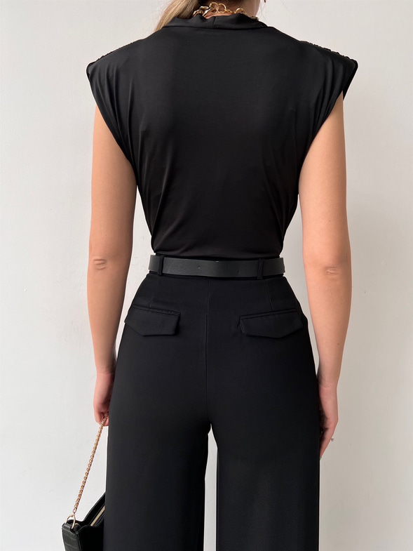 Vatkalı Kolsuz Kruvaze Garrison Kadın Siyah Bodysuit 22Y000066