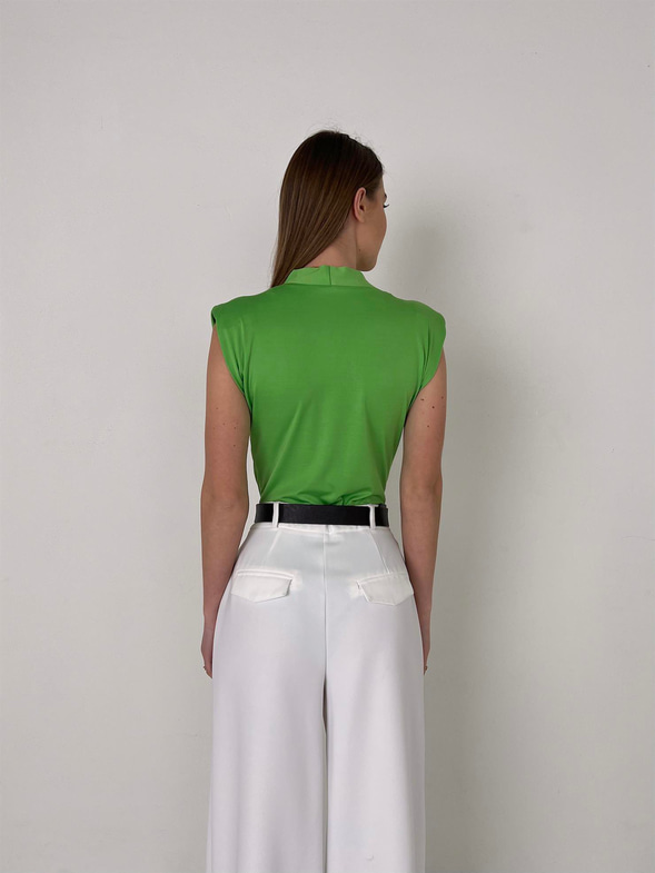 Vatkalı Kolsuz Kruvaze Garrison Kadın Yeşil Bodysuit 22Y000066