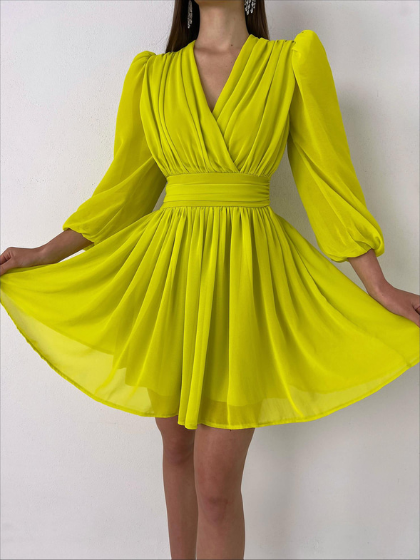 Kruvaze Yaka Belden Oturtmalı Vette Kadın Yağ Yeşili Şifon Mini Elbise 23Y000075