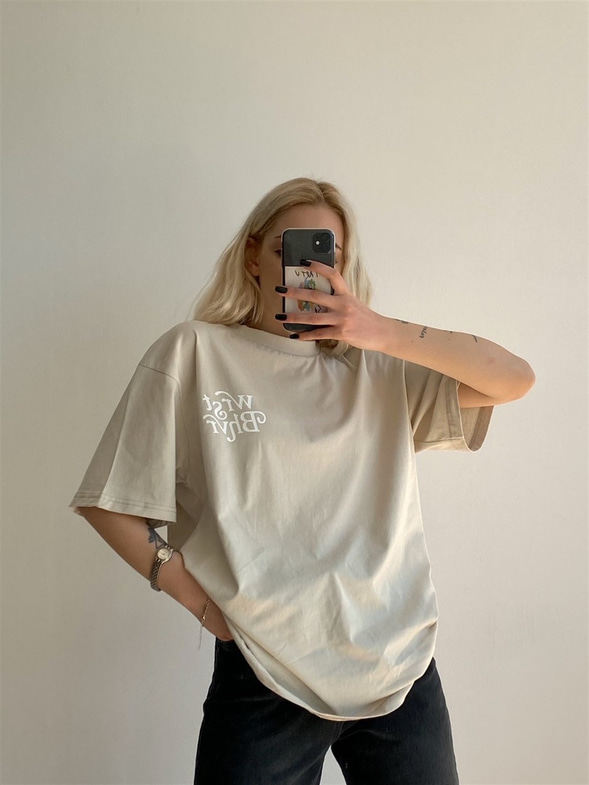 Wrst Bhvr Baskılı Oversize Kadın Bej Tişört 21Y000146
