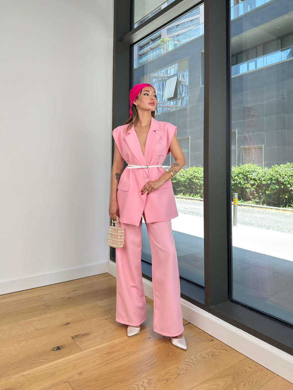 Beli Kemerli Ve Düğmeli Yorgo Pembe Kadın Yelek 25Y462