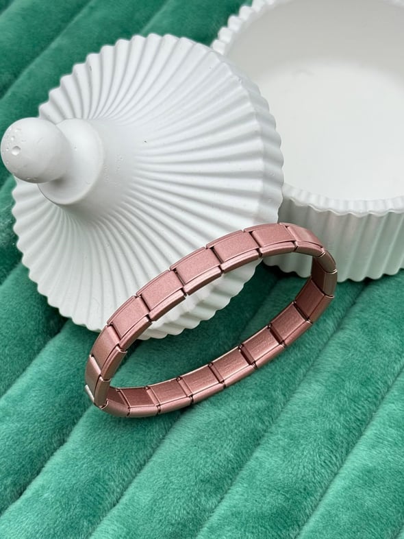 Açık pembe italyan çelik bileklik