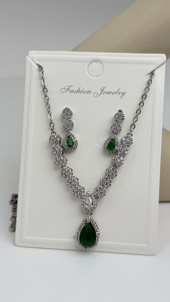 Baget Taşlı Set