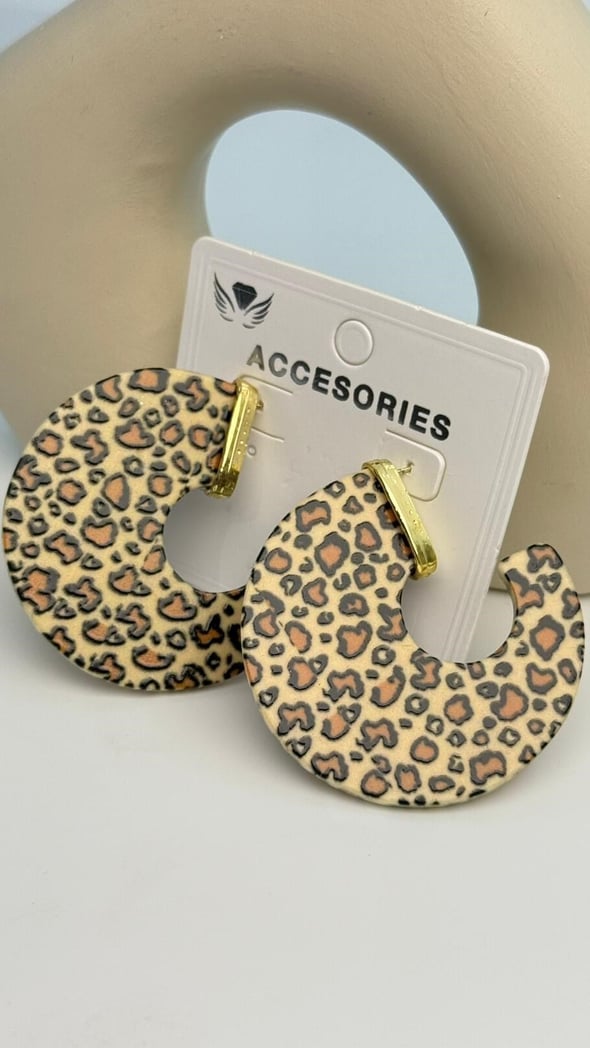 Leopar Küpe