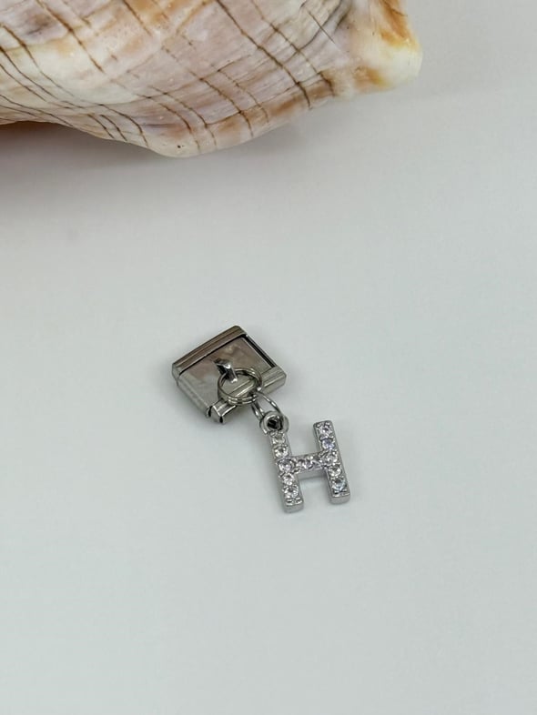Nomi Harf Charm