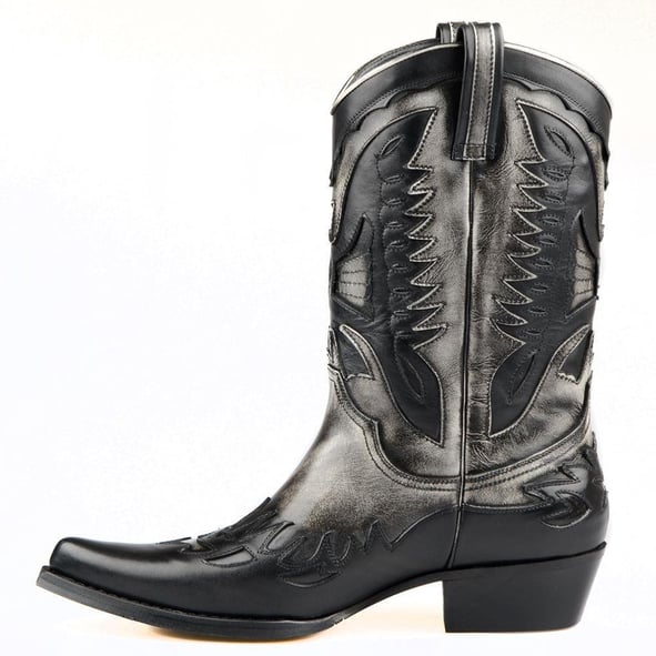 Black And White FootCourt Cowboy Boots