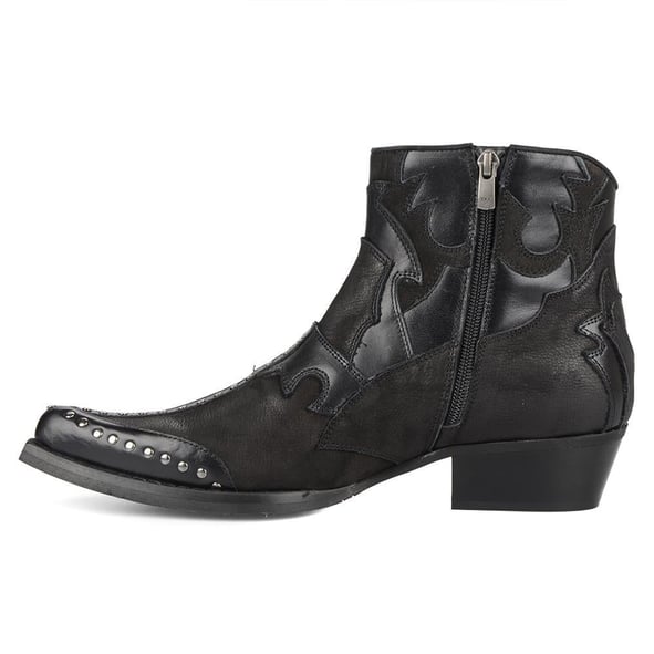 Black Cowboy Boots With Rivets