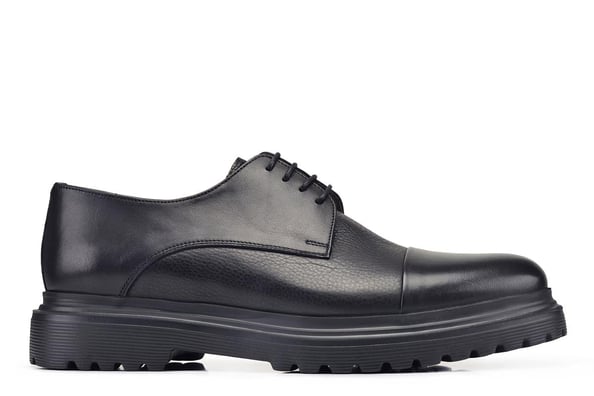 Siyah Bağcıklı Sportif Derby Stil Erkek Ayakkabı