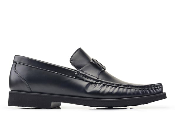 Mat Siyah Büyük Toka Detaylı Bağcıksız Erkek Ayakkabı