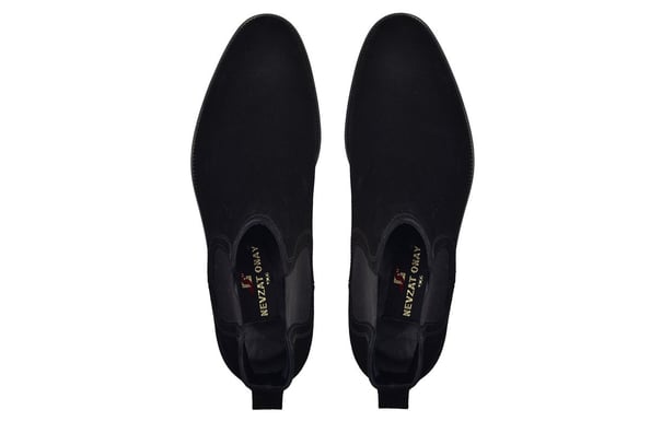 Siyah Süet Bağcıksız Lastik Detaylı Erkek Bot