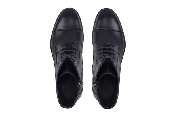 Siyah Bağcıklı Fermuar Detaylı Askeri Postal