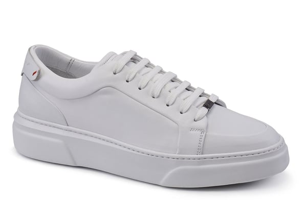 Beyaz Bağcıklı Klasik Erkek Spor Ayakkabı