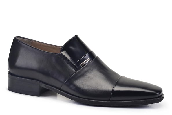 Siyah Bağcıksız Tokalı Parlak Deri Detaylı Erkek Ayakkabı