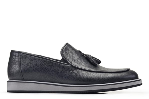 Siyah Bağcıksız Loafer Püskül Detaylı Erkek Ayakkabı