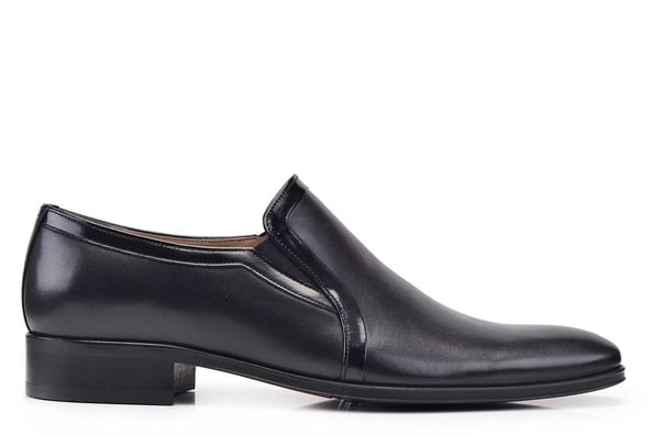 Siyah Parlak Şerit Detaylı Neolit Tabanlı Loafer Erkek Ayakkabı